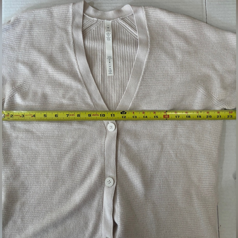 Lululemon Merino Wool-Blend Oversized Boxy Cardigan White Opal Womens SZ8 - Picture 9 of 11